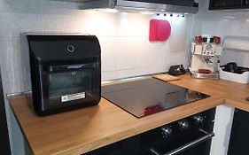 Miniecocasa Ottocentesca In Zona Free-Parking Ed Ecoclimatizzata